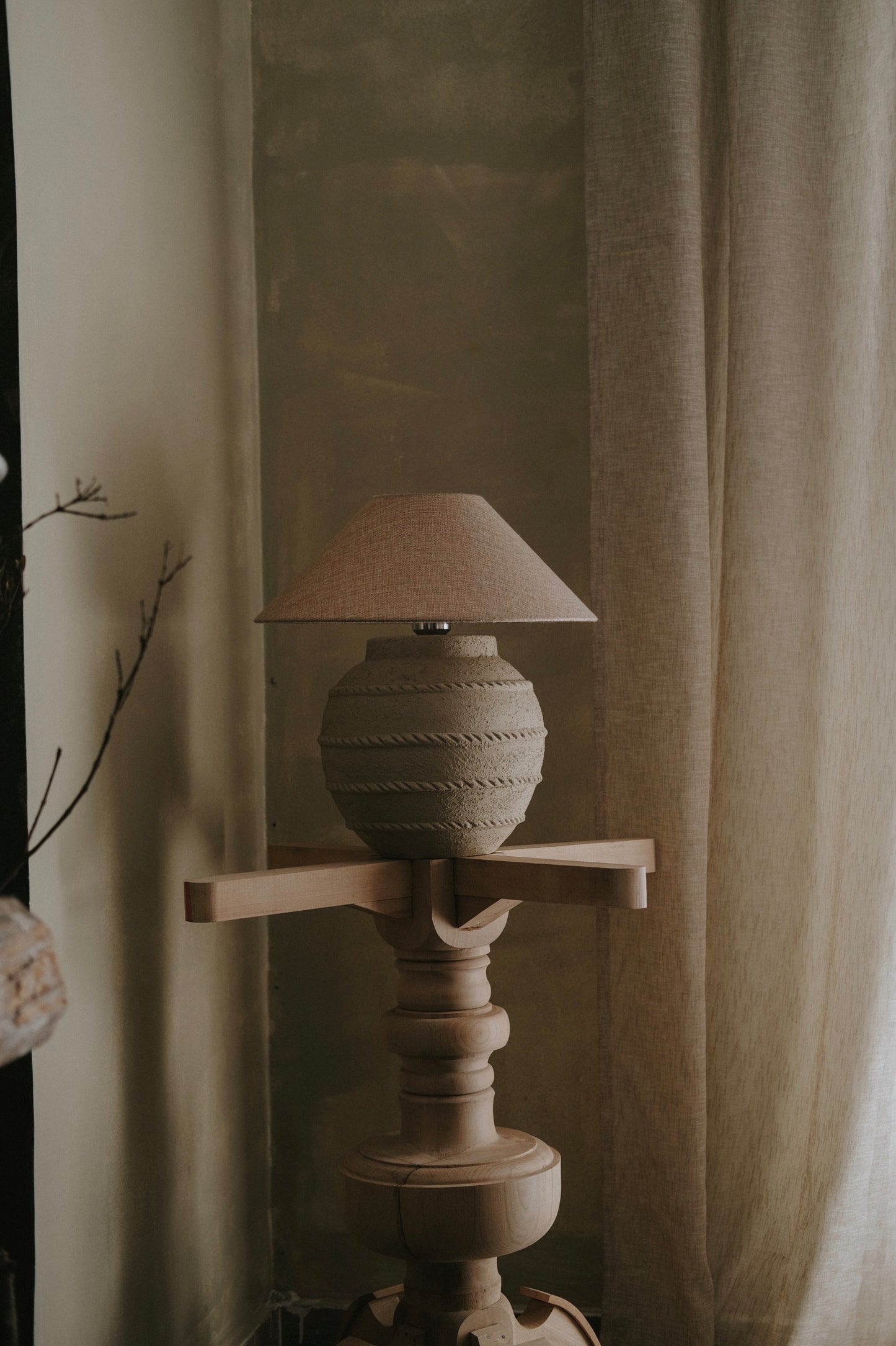 Viola Textured Lamp