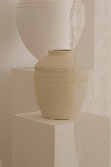 Camelia vase