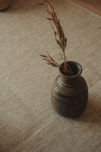 Myrrh vase- Black