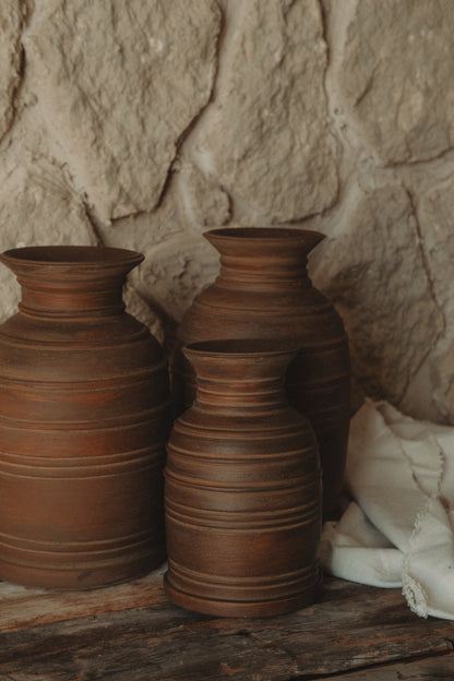 Musk vase- Brown